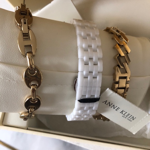 Anne Klein New York   12/7740WTST White Ceramic Watch w/ 2- Gold Tone Bracelets - Picture 3 of 7